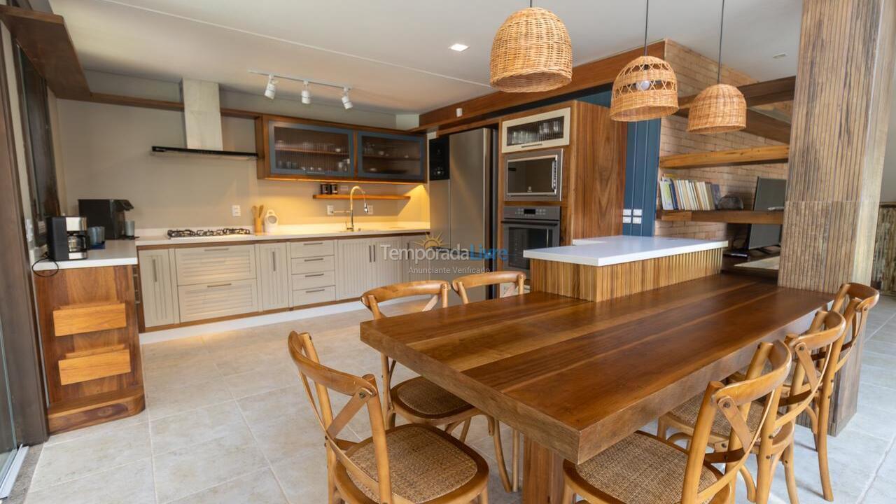 Casa para alquiler de vacaciones em Bombinhas (Mariscal)