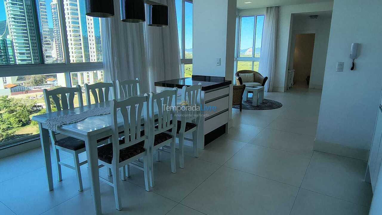 Apartment for vacation rental in Itapema (Meia Praia)