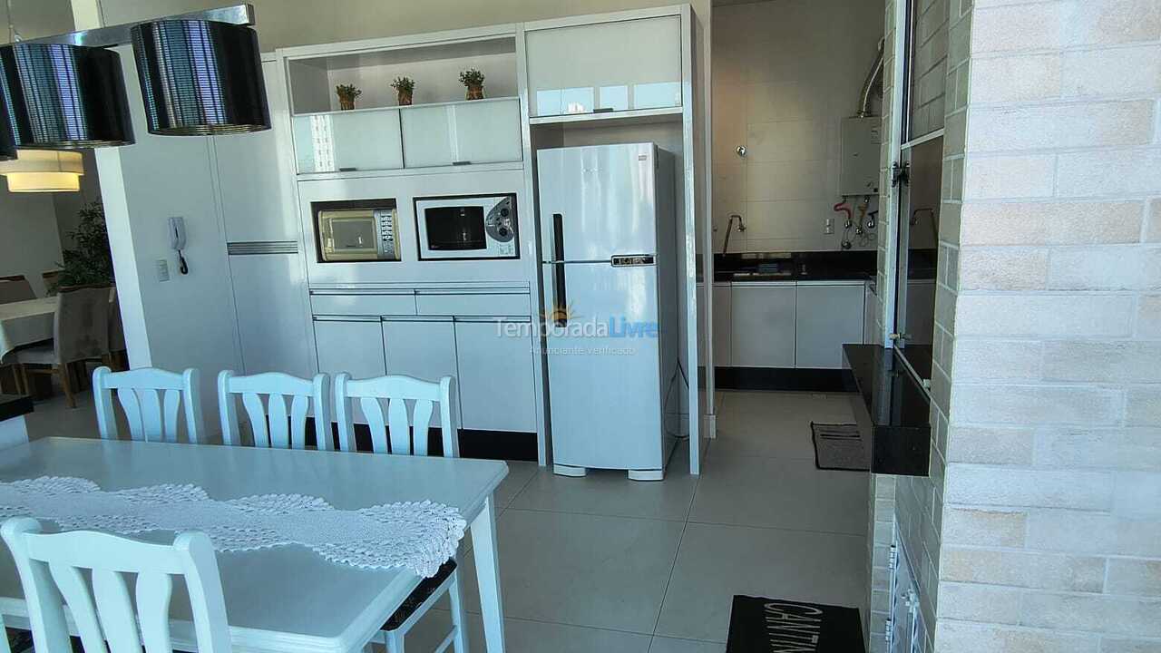 Apartment for vacation rental in Itapema (Meia Praia)