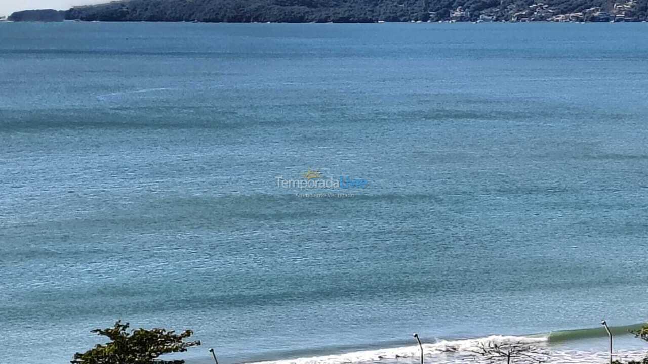 Apartment for vacation rental in Itapema (Meia Praia)