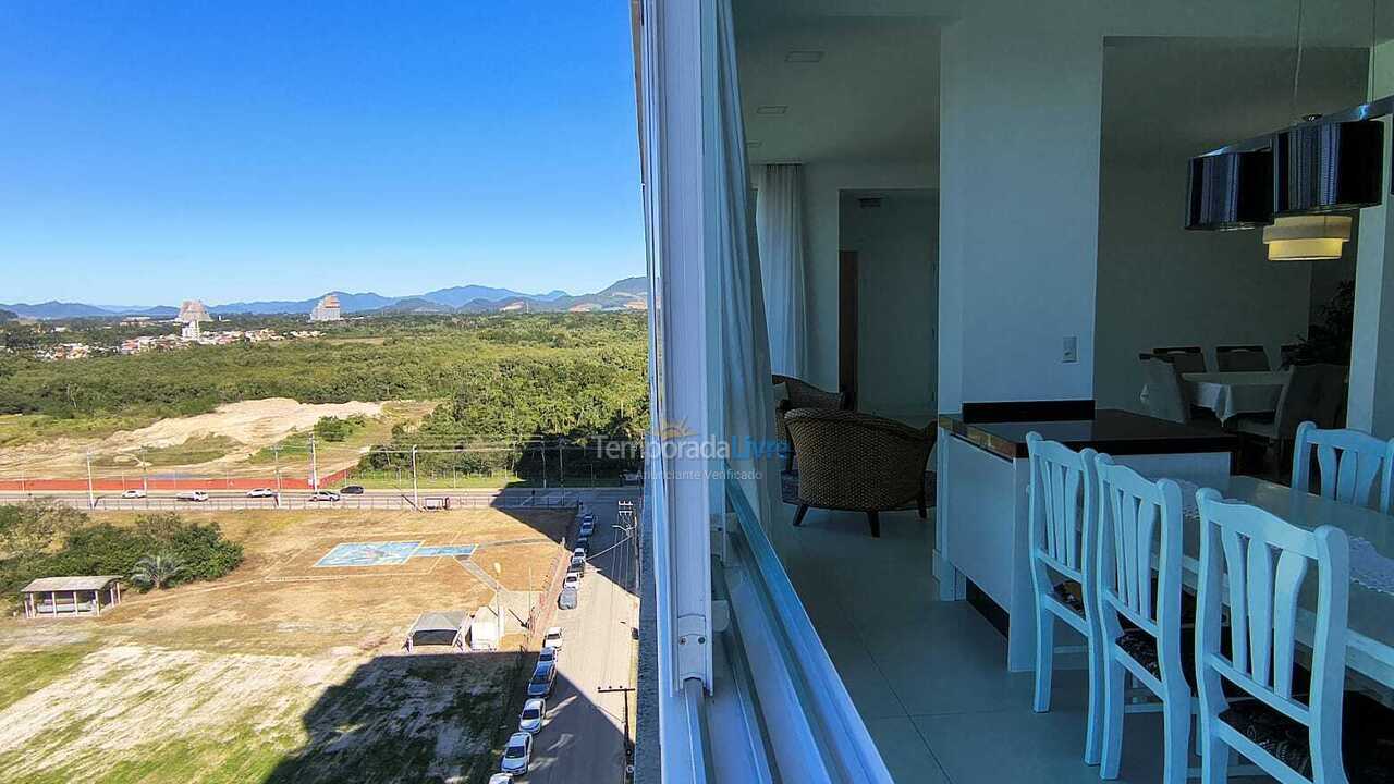 Apartment for vacation rental in Itapema (Meia Praia)