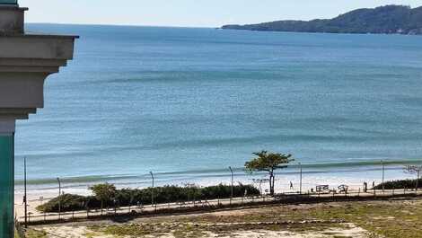 Apartamento para alugar em Itapema - Meia Praia
