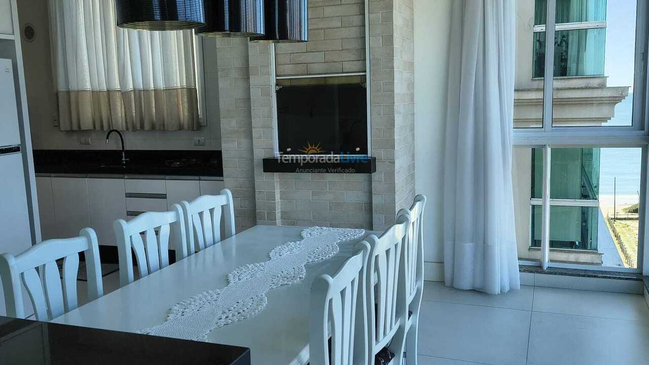 Apartment for vacation rental in Itapema (Meia Praia)