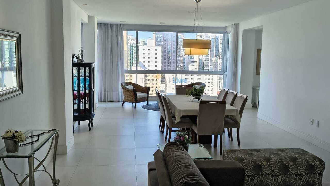 Apartment for vacation rental in Itapema (Meia Praia)
