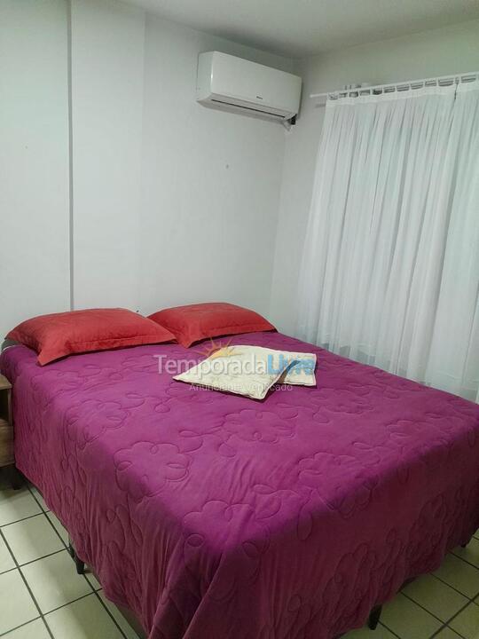 Apartamento para aluguel de temporada em Itapema (Meia Praia)