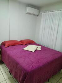 Apartamento em Meia Praia à 200 metros do mar