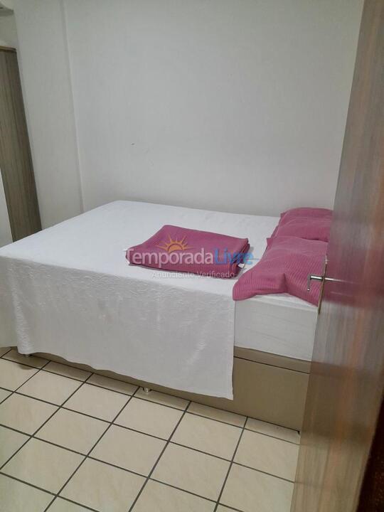 Apartamento para aluguel de temporada em Itapema (Meia Praia)