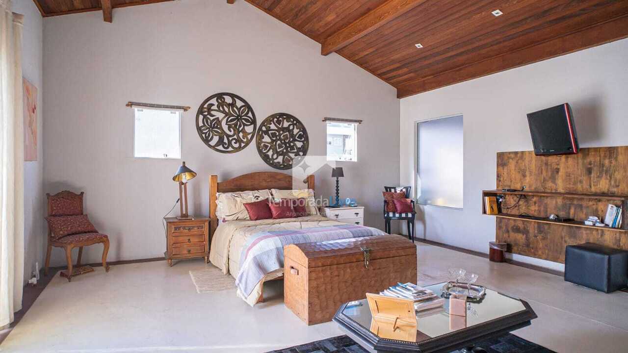 Casa para aluguel de temporada em Florianópolis (Cachoeira do Bom Jesus)