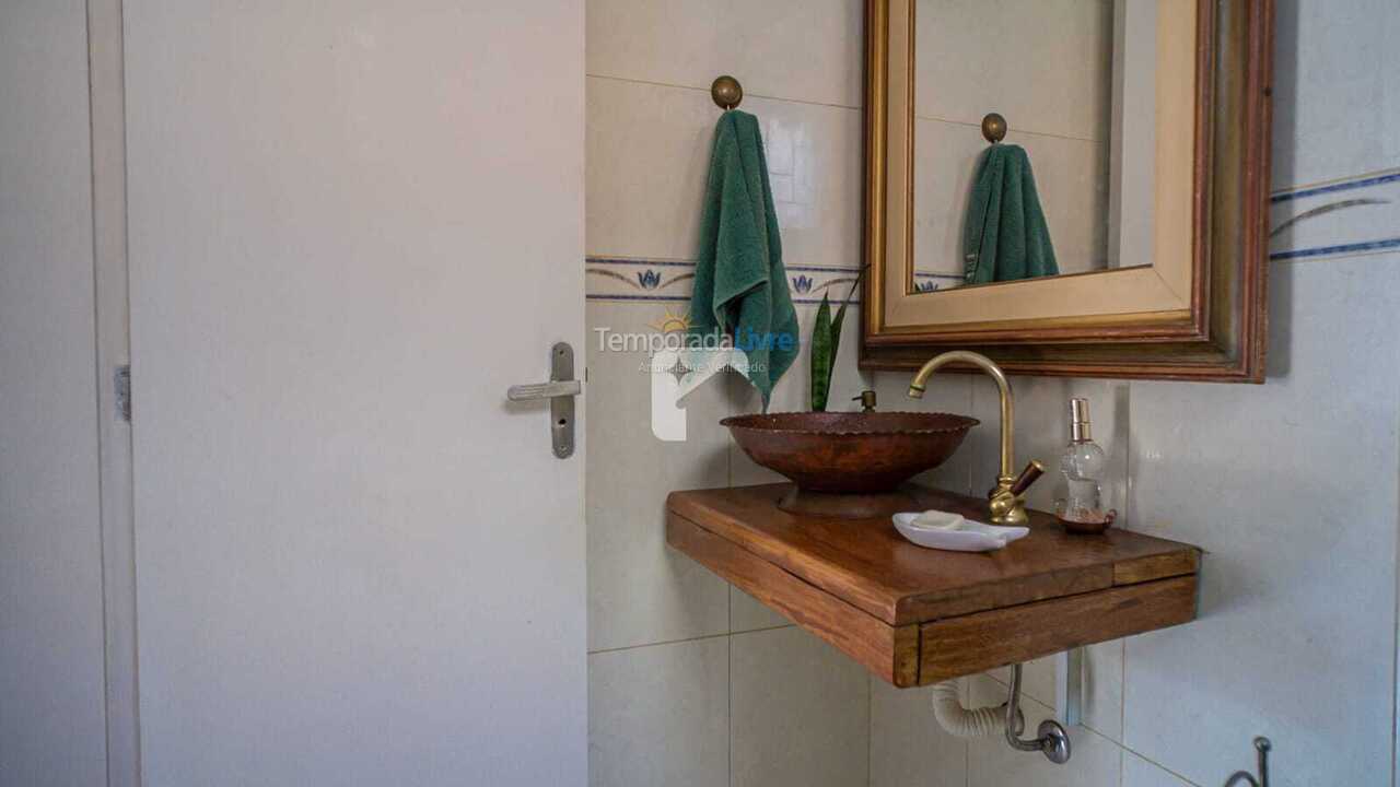 Casa para aluguel de temporada em Florianópolis (Cachoeira do Bom Jesus)