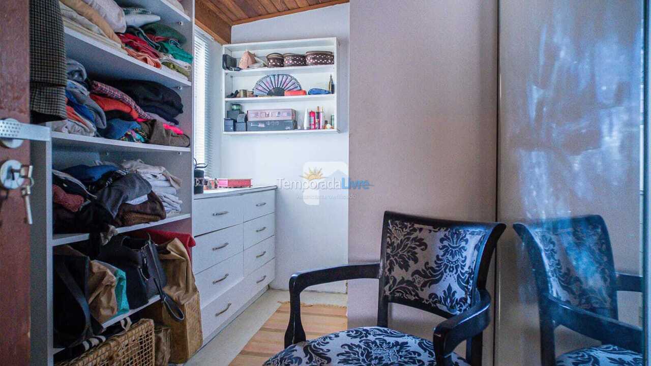 Casa para aluguel de temporada em Florianópolis (Cachoeira do Bom Jesus)