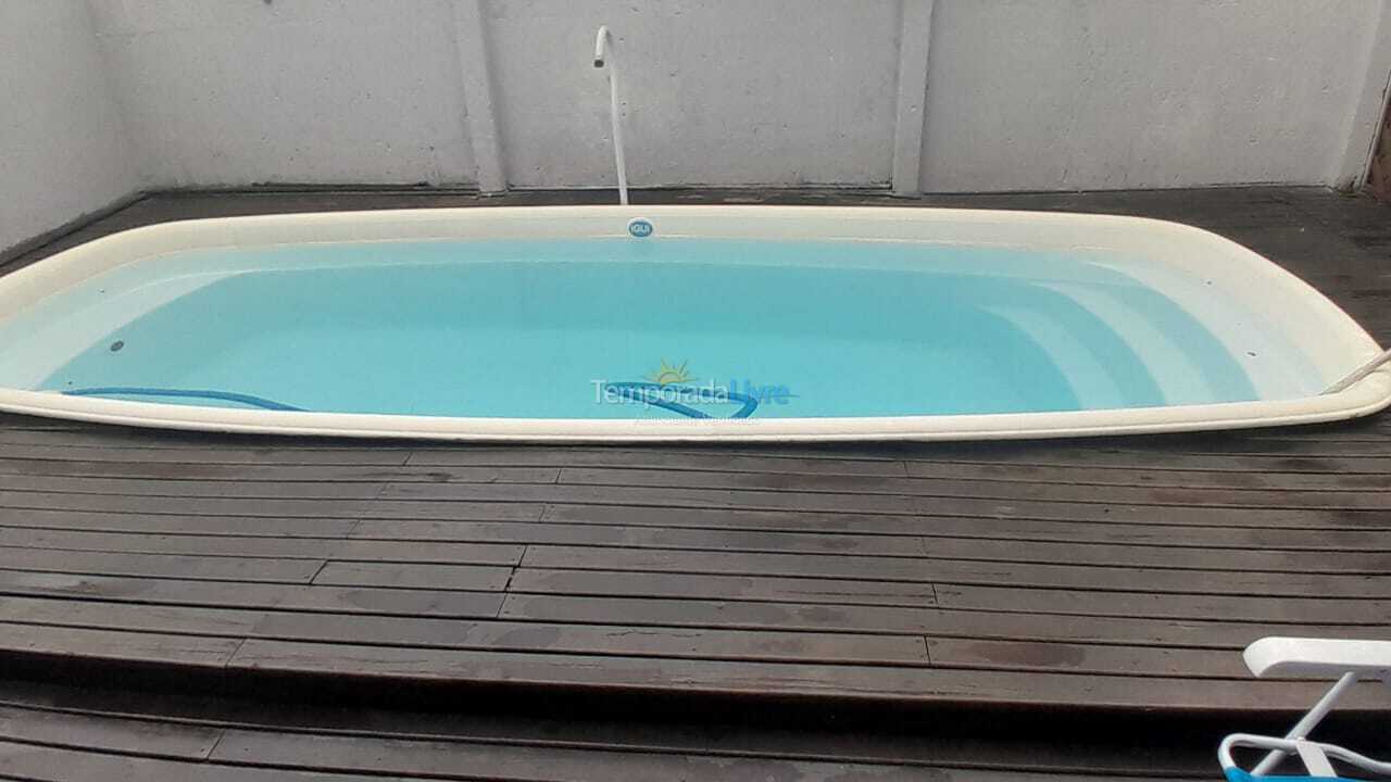 Casa para aluguel de temporada em Florianópolis (Cachoeira do Bom Jesus)