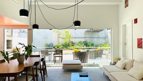 Ático de 2 dormitorios con terraza y barbacoa