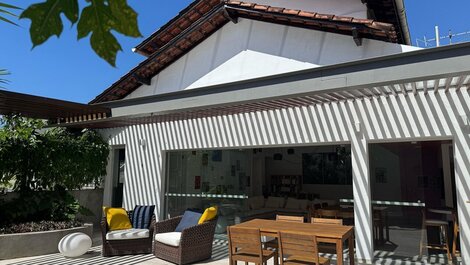 Ático de 2 dormitorios con terraza y barbacoa