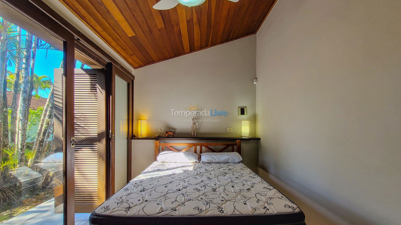 House for vacation rental in São Francisco do Sul (Itaguaçu)