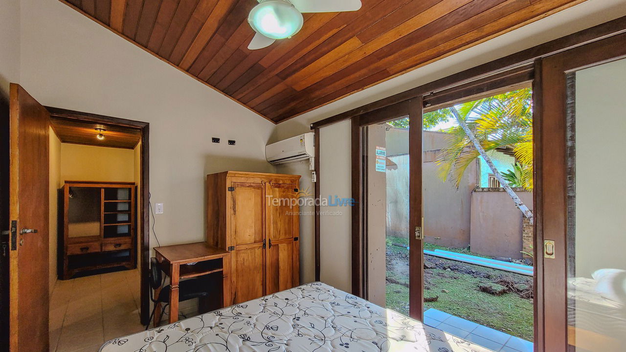 House for vacation rental in São Francisco do Sul (Itaguaçu)
