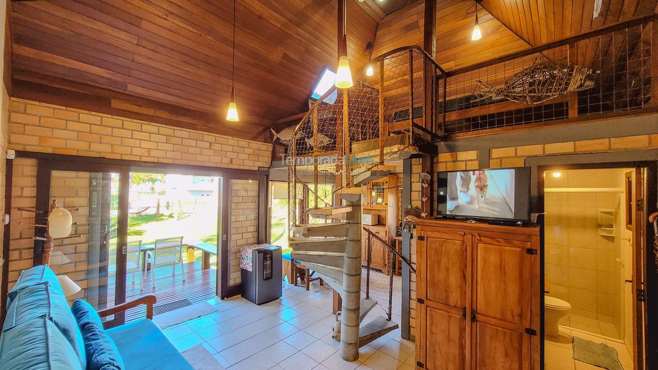 House for vacation rental in São Francisco do Sul (Itaguaçu)