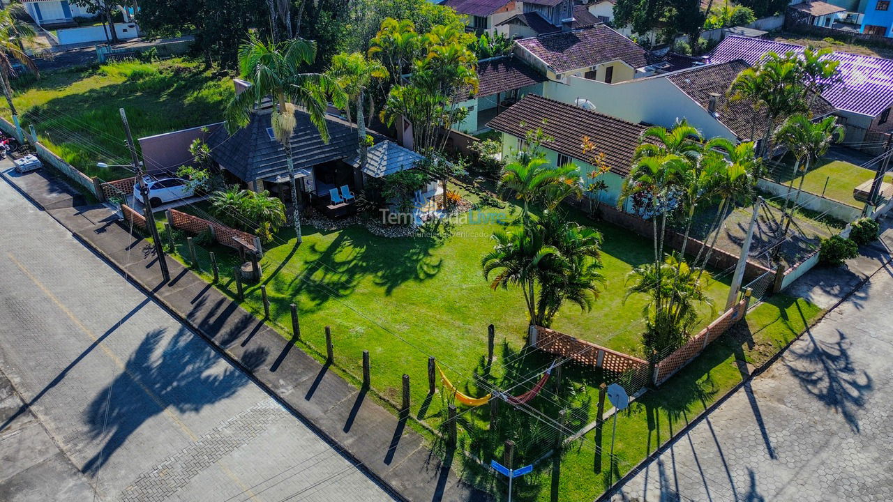 House for vacation rental in São Francisco do Sul (Itaguaçu)