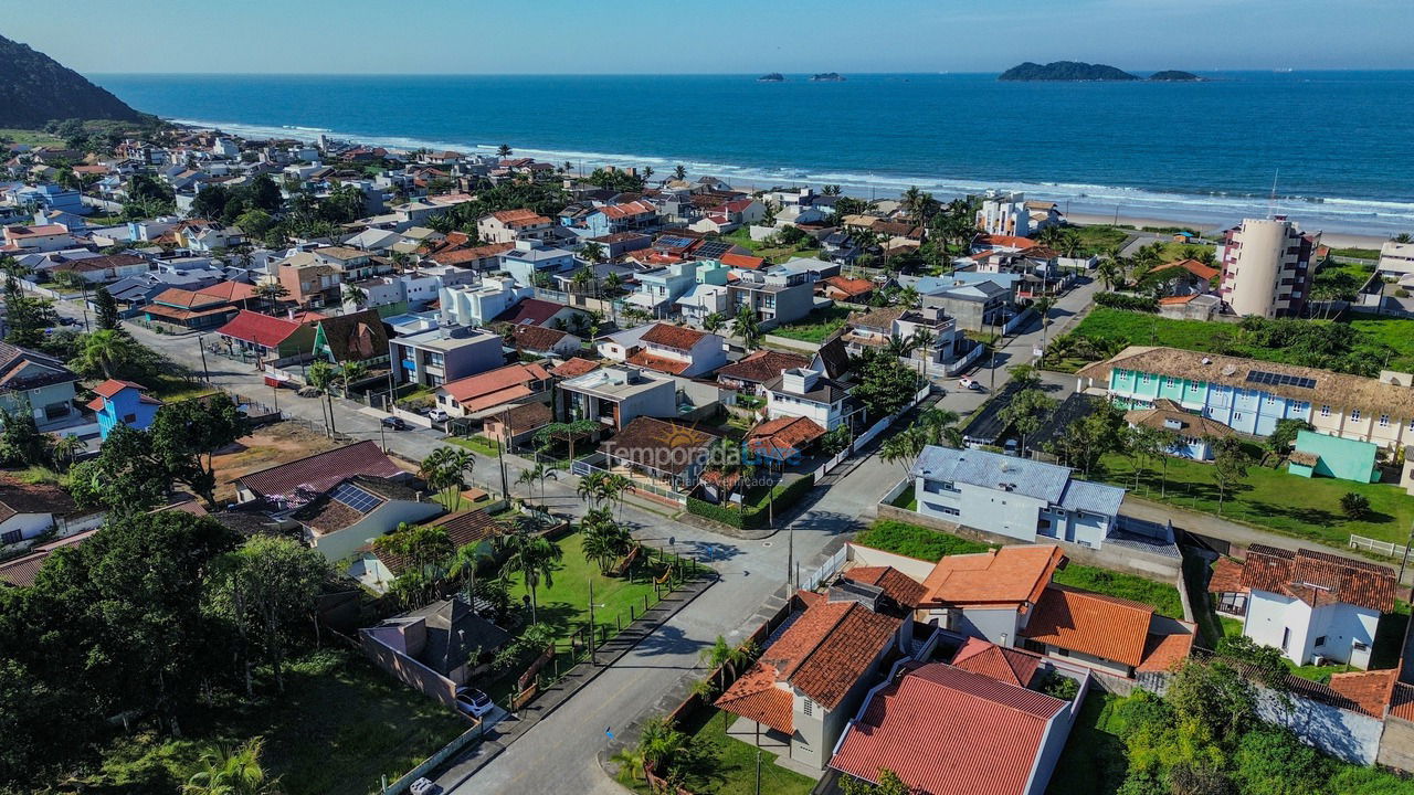 House for vacation rental in São Francisco do Sul (Itaguaçu)