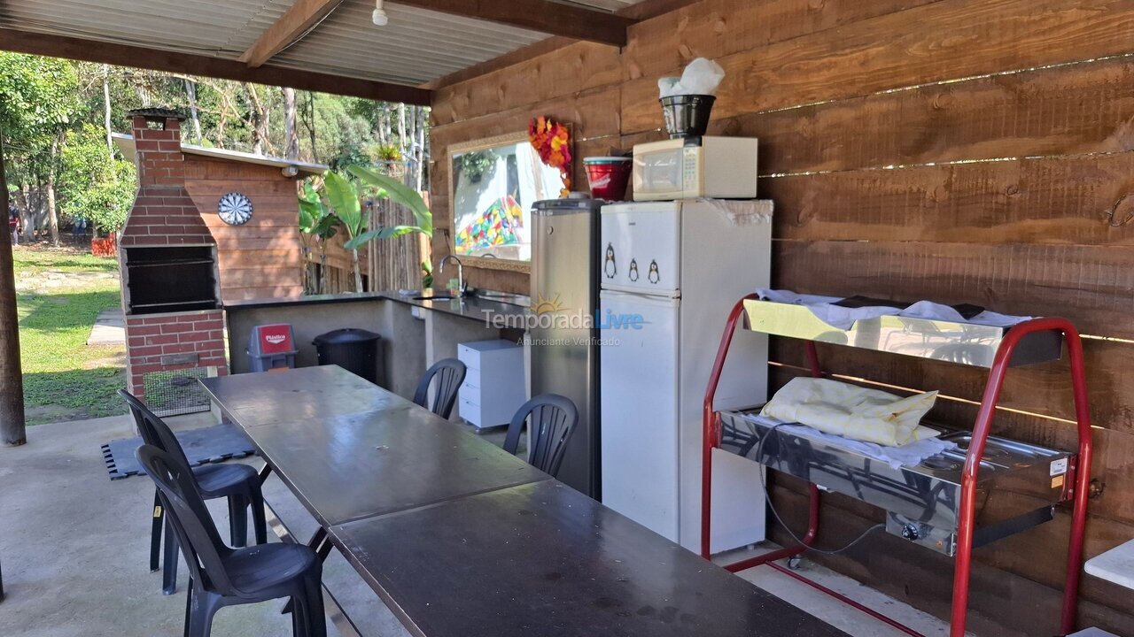 Casa para aluguel de temporada em Juquitiba (Juquiá)