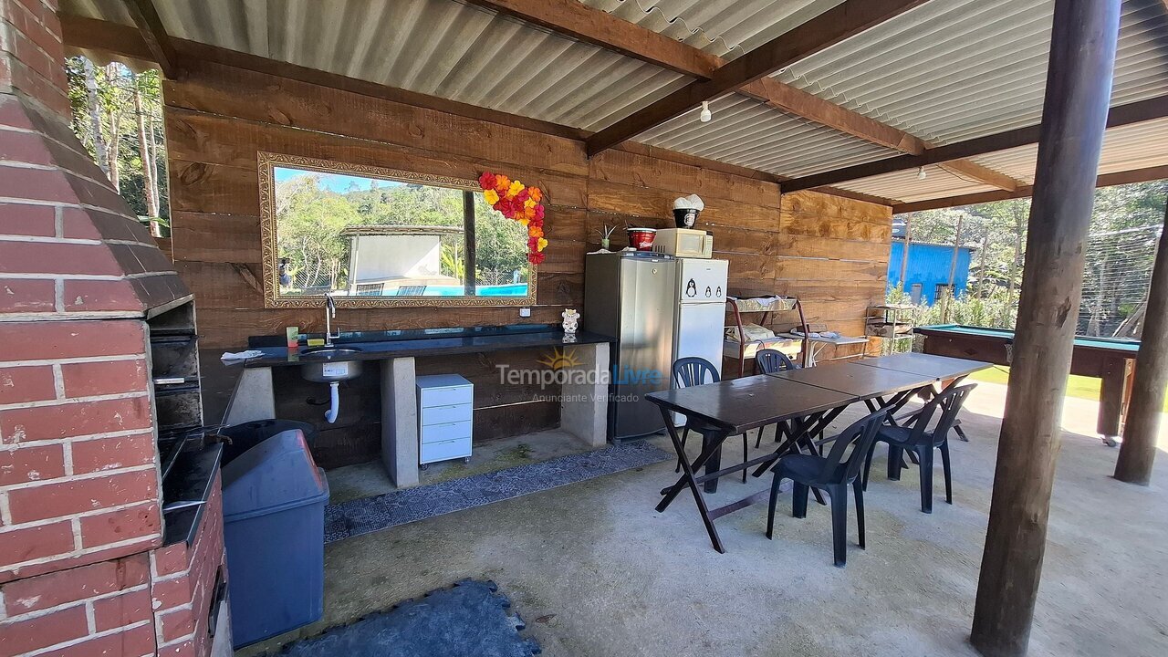Casa para aluguel de temporada em Juquitiba (Juquiá)