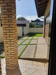 Casa Aconchegante para 8 pessoas 500m da praia