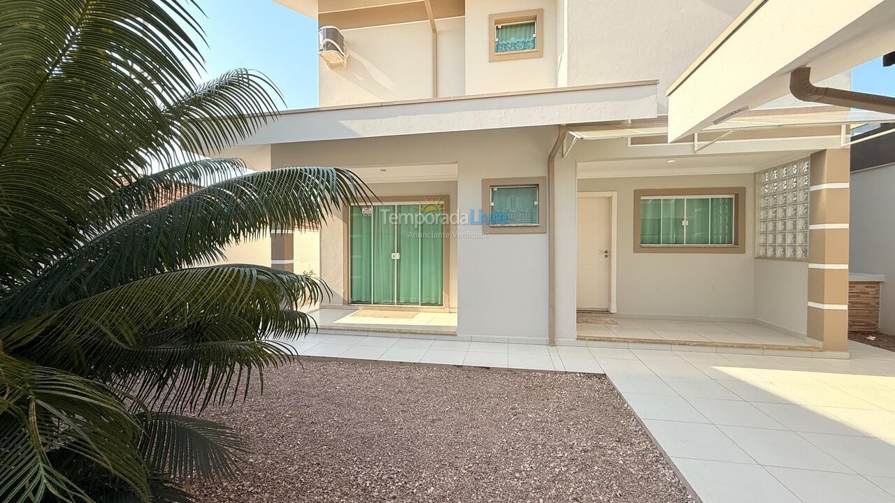 Casa para alquiler de vacaciones em Bombinhas (Canto Grande)