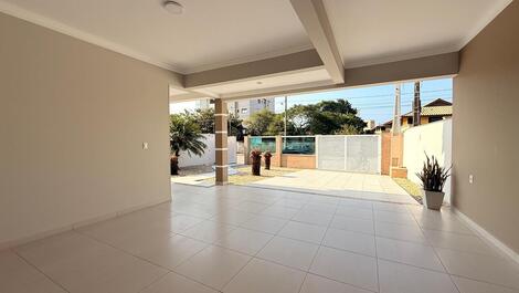 Amplia casa para 10 personas a 400m de la playa Mariscal