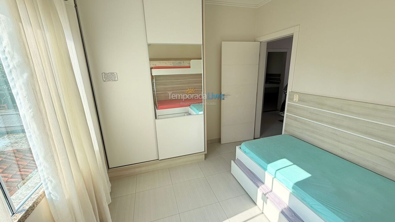 Casa para alquiler de vacaciones em Bombinhas (Canto Grande)