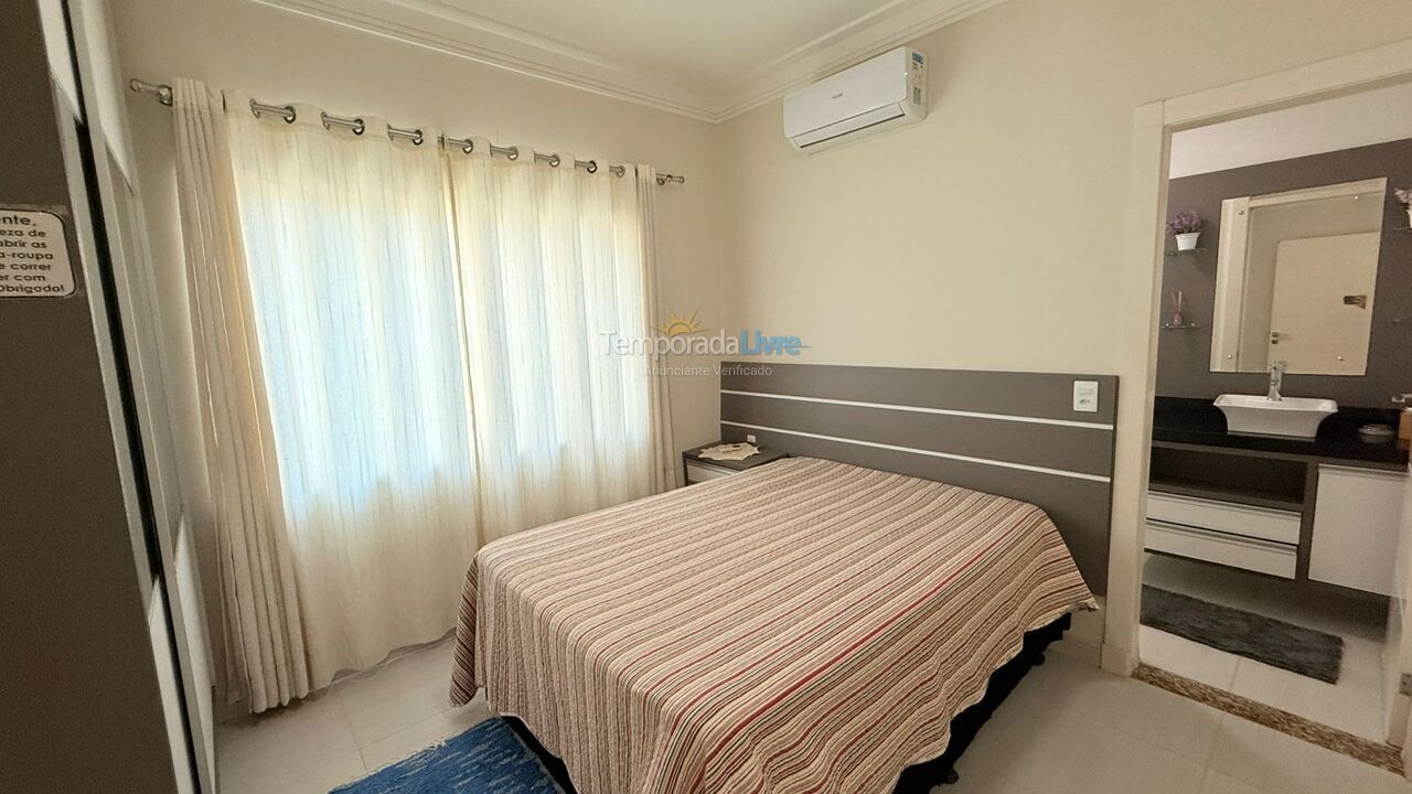 Casa para alquiler de vacaciones em Bombinhas (Canto Grande)