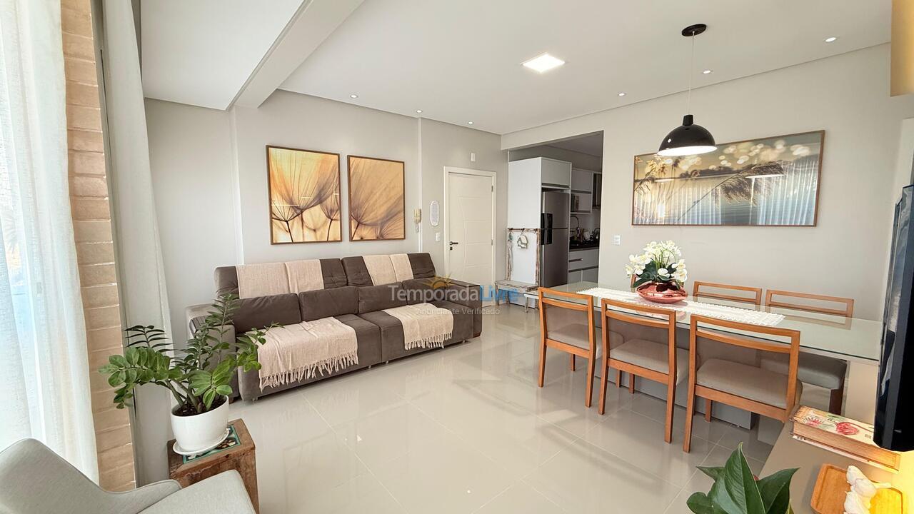 Apartamento para aluguel de temporada em Bombinhas (Canto Grande)