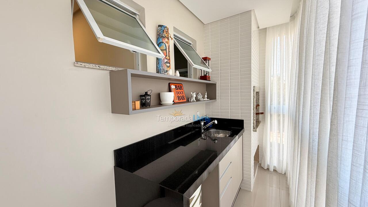 Apartamento para aluguel de temporada em Bombinhas (Canto Grande)