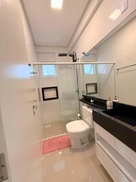 Apartamento moderno a 100m da Praia de Mariscal