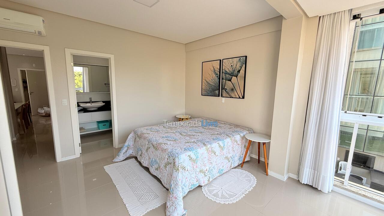 Apartamento para aluguel de temporada em Bombinhas (Canto Grande)
