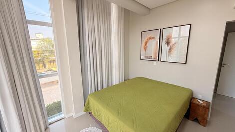 Apartamento moderno a 100m da Praia de Mariscal