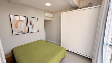Apartamento moderno a 100m da Praia de Mariscal