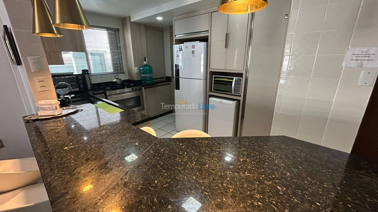 Apartamento para aluguel de temporada em Itapema (Centro)