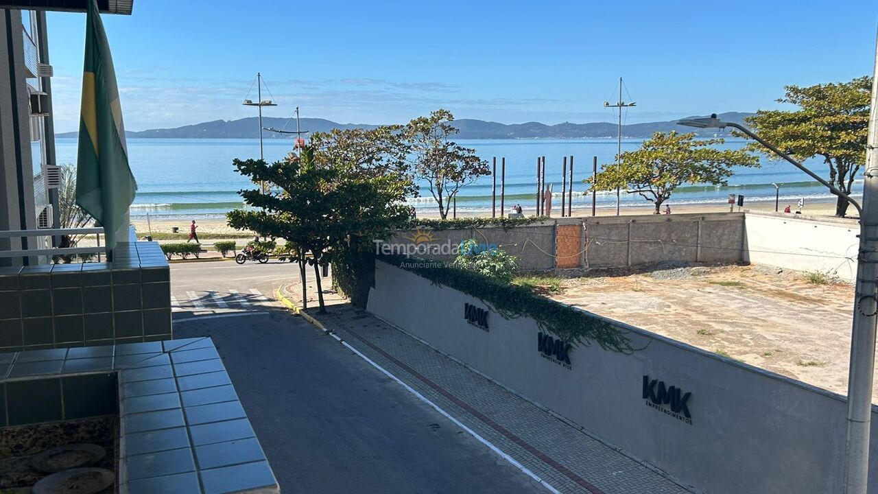 Apartamento para aluguel de temporada em Itapema (Centro)