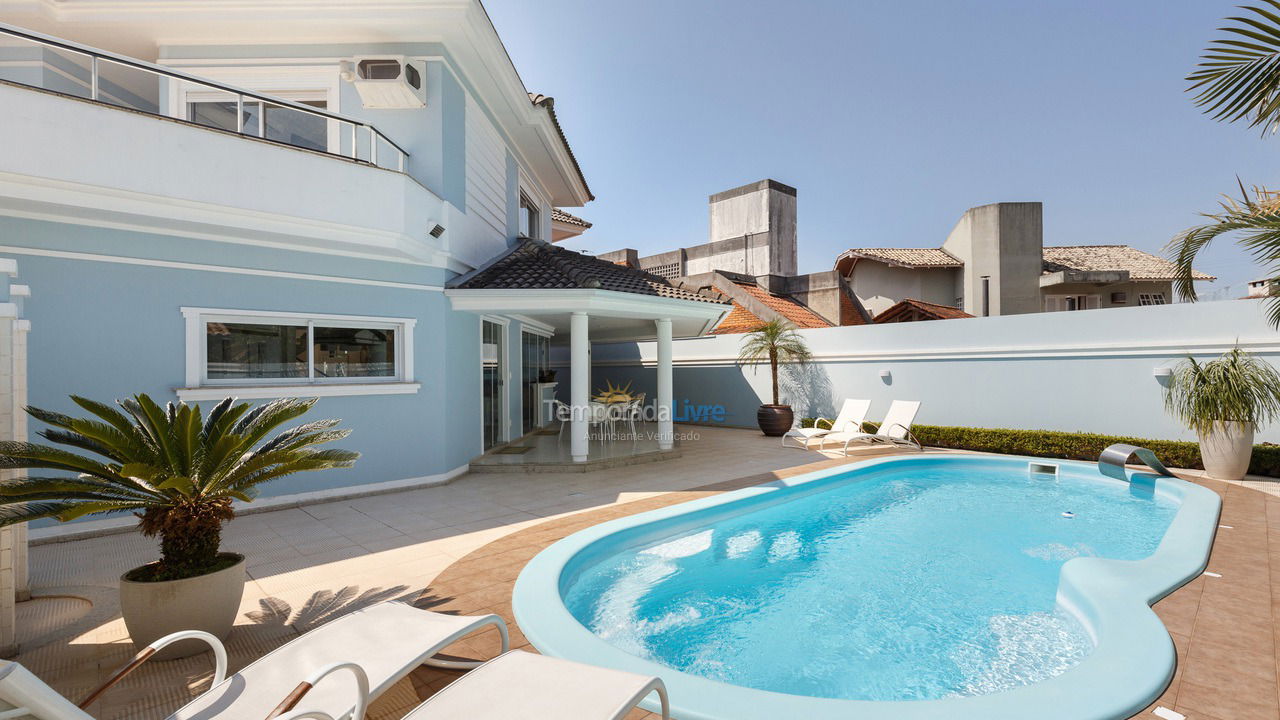 Casa para aluguel de temporada em Florianopolis (Jurerê Internacional)