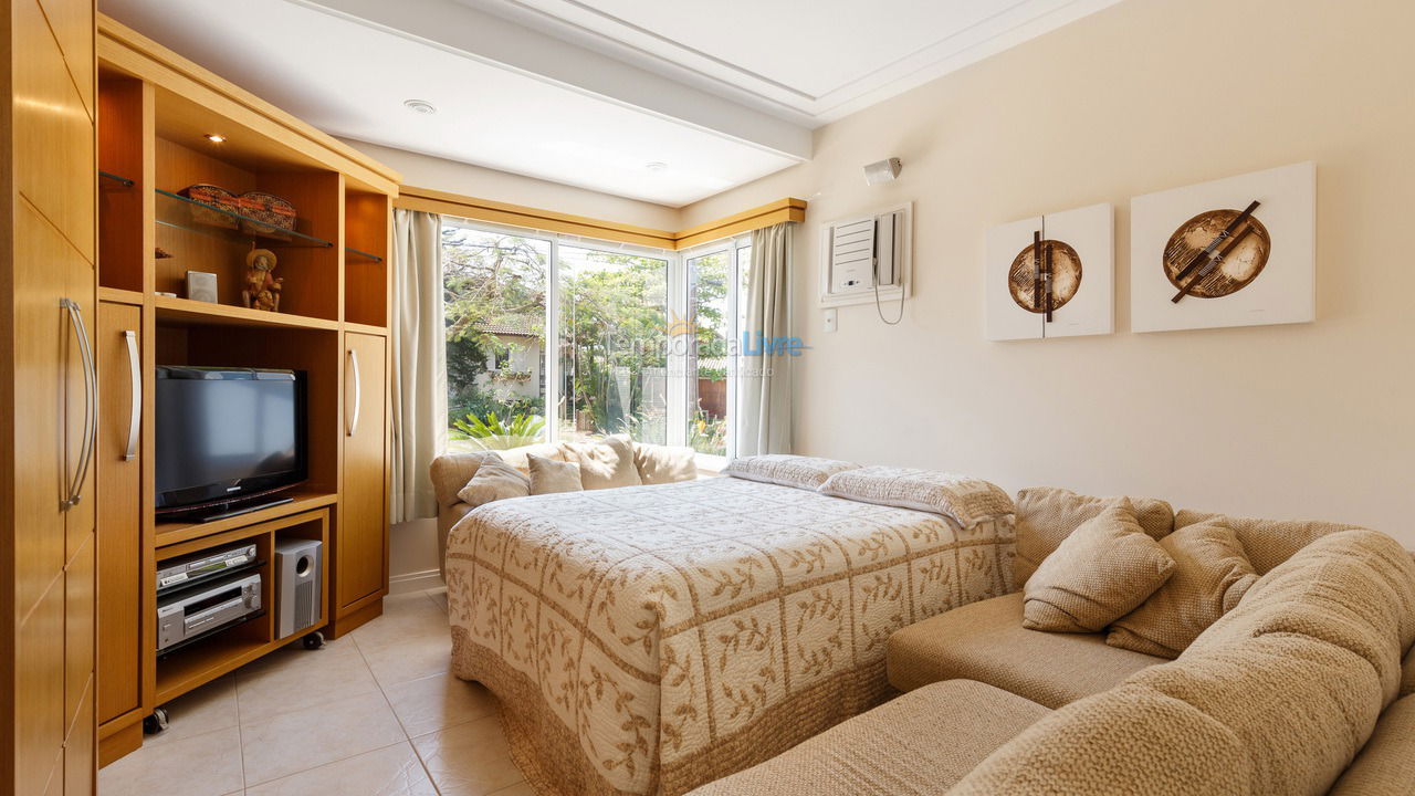 Casa para aluguel de temporada em Florianopolis (Jurerê Internacional)