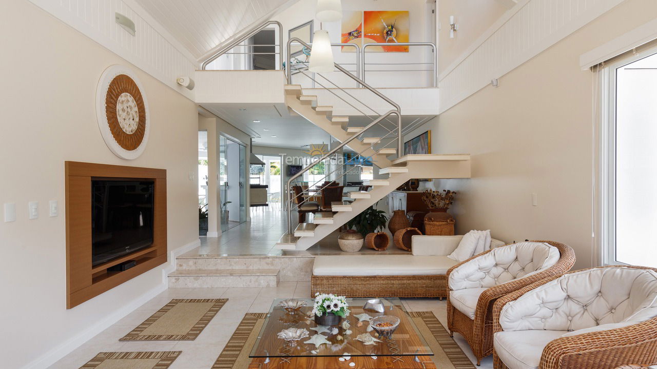Casa para aluguel de temporada em Florianopolis (Jurerê Internacional)