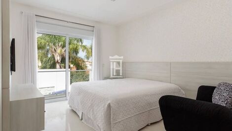 Casa de altíssimo padrão para Temporada em Jurerê