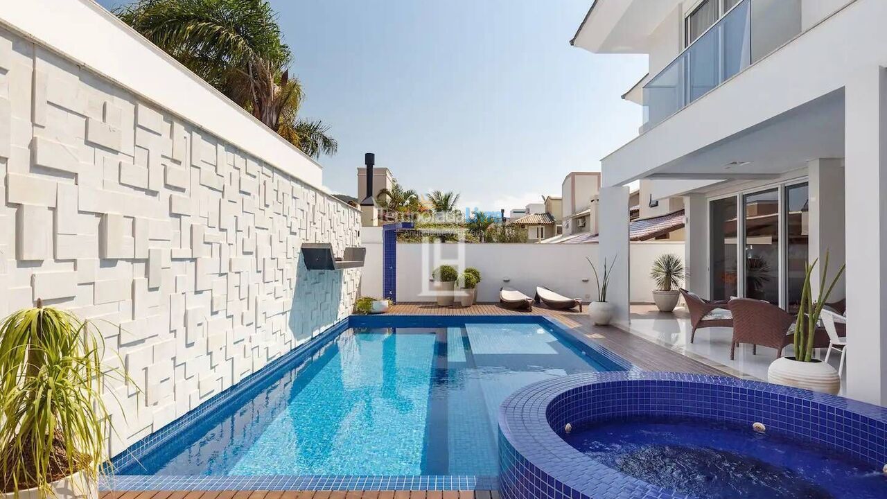 Casa para aluguel de temporada em Florianopolis (Jurerê Internacional)