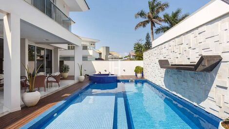 Casa de altíssimo padrão para Temporada em Jurerê
