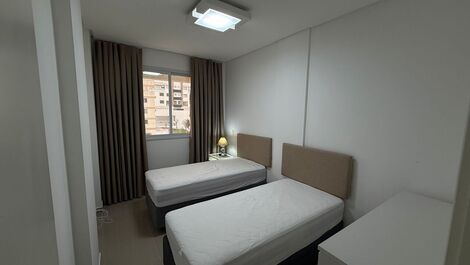 Apartamento p/ 6 pessoas à 100m do mar