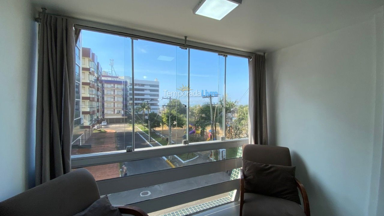 Apartamento para aluguel de temporada em Capão da Canoa (Centro)