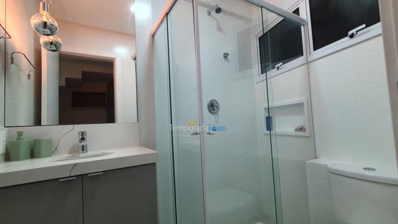 Apartment for vacation rental in Bombinhas (Canto Grande)