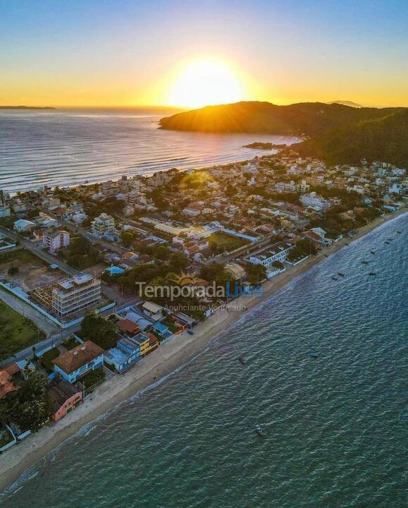 Apartment for vacation rental in Bombinhas (Canto Grande)