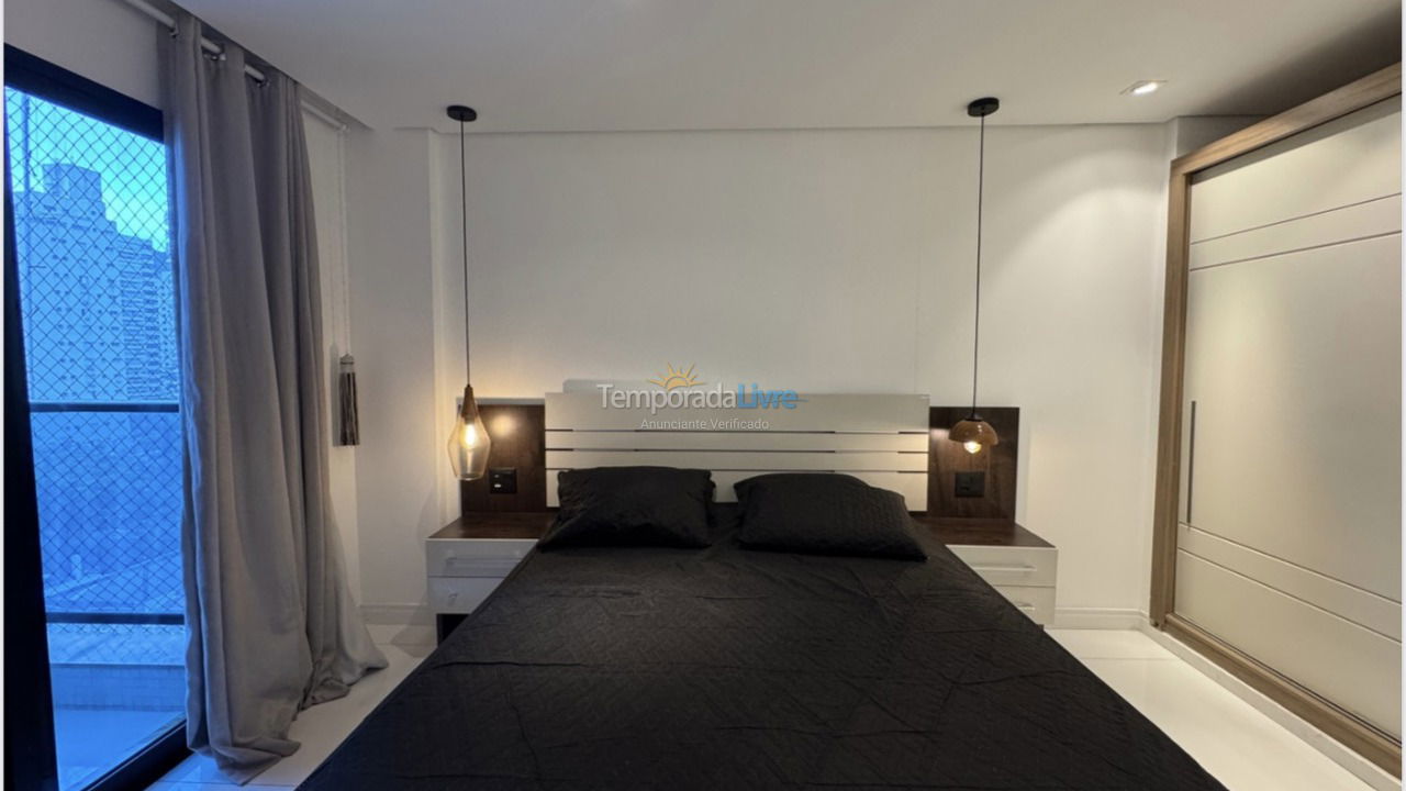 Apartamento para aluguel de temporada em Guarujá (Pitangueiras)