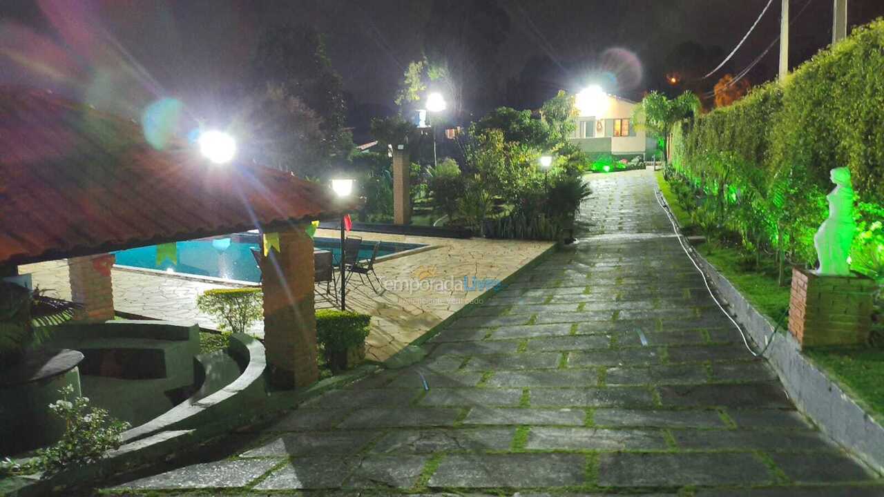 Ranch for vacation rental in Ibiúna (Condominio West Lake)