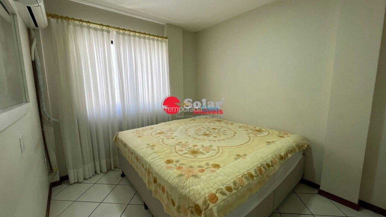 Apartment for vacation rental in Itapema (Meia Praia)